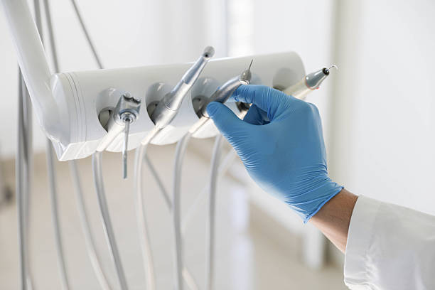 Professional Emergency Dentist technician working in Newport News city County, VA